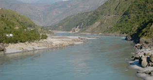 Skardu: Bus plunges into Indus River, 34 killed